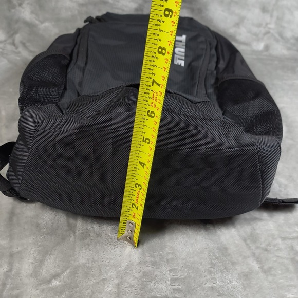 Thule Achiever Backpack Black 15in Laptop Travel Commuter Padded 24L Capacity - Picture 7 of 16